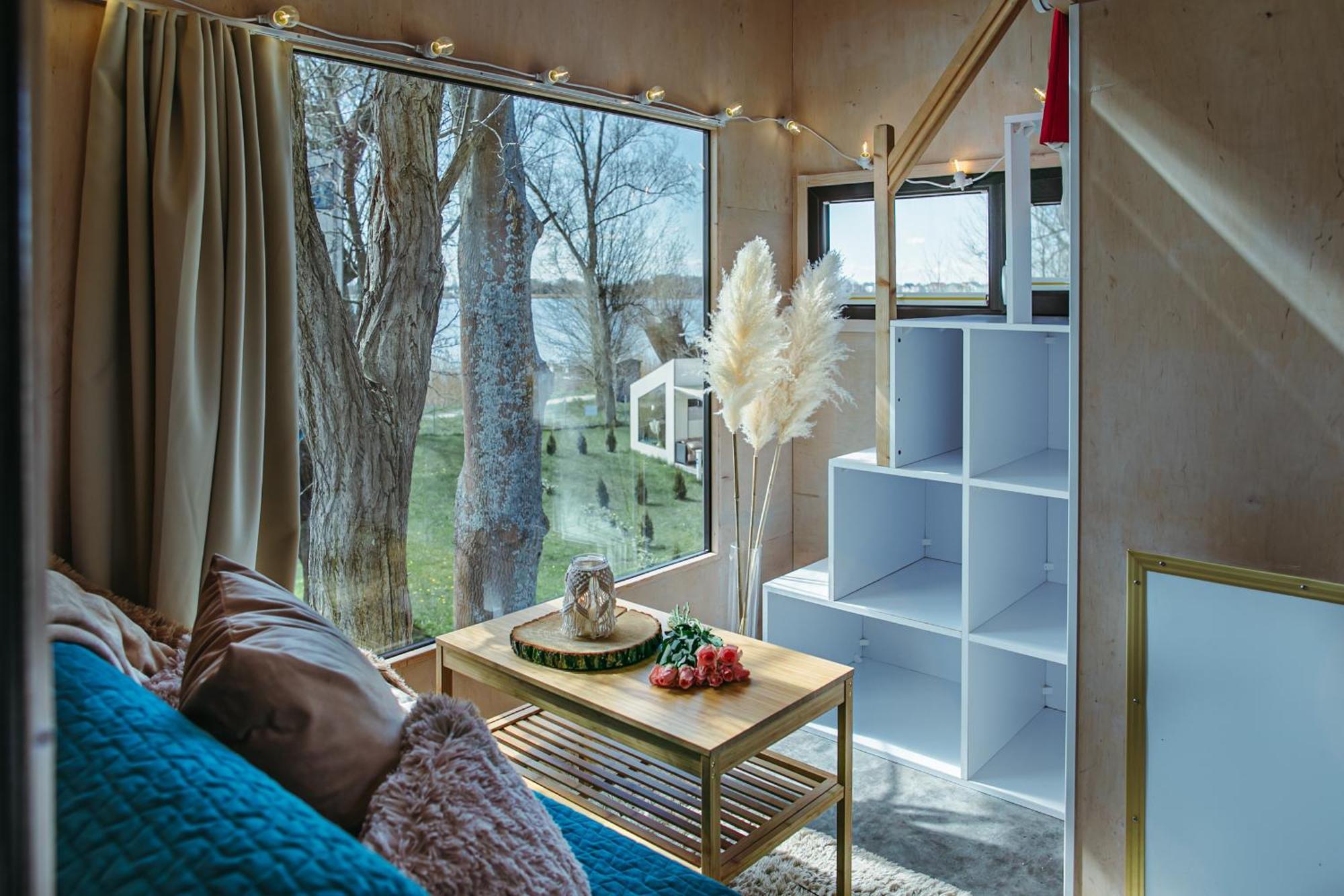 Herbals - Tree&Lake Houses With Bath, Sauna, Bikes, Motorboat Mielno  Phòng bức ảnh